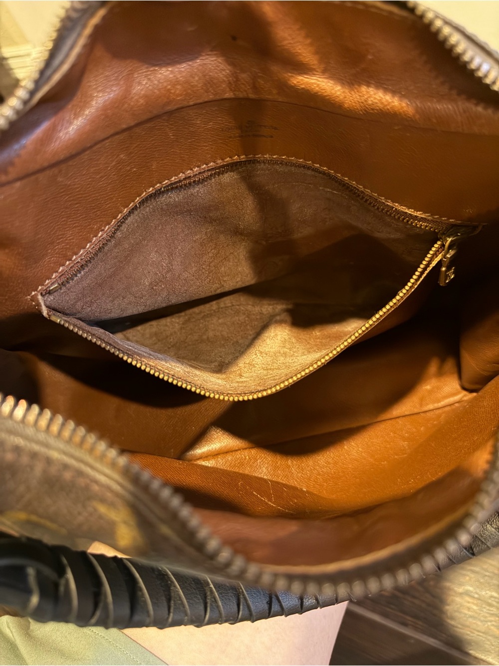 Vintage Louis Vuitton Boulogne 30 Monogram Shoulder Bag - Picture 11 of 11
